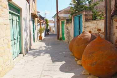 Wycieczka marathon szlakiem winnym i tradycyjną kuchnią z bogatą historią: Kourion, Omodos, Avakas, Blue Lagoon [30] z Pafos